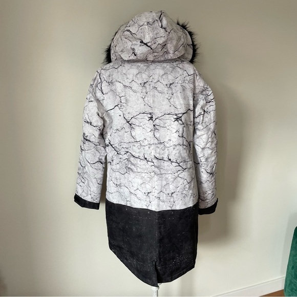 Burton Ceramic White Black Splatter Paint Snowboard Ski Winter Barge Jacket NWT - Picture 6 of 12